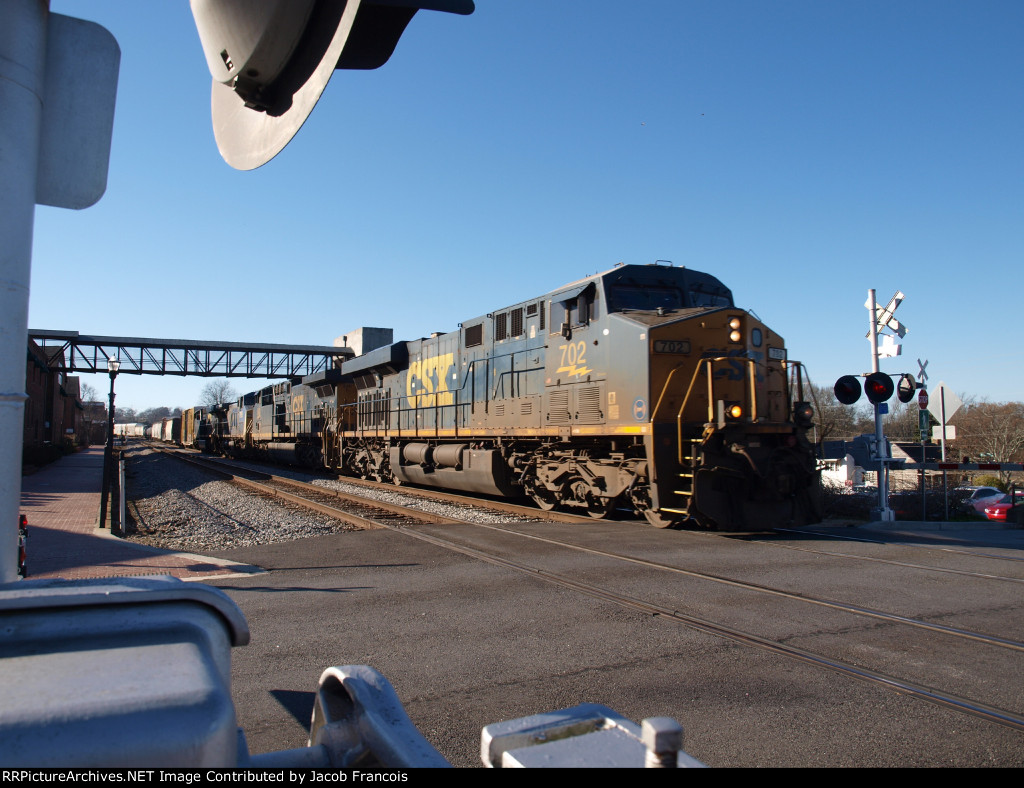 CSX 702